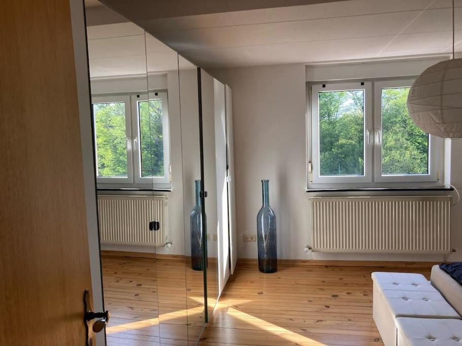 Sonnige Etagen-Wohnung, Alleinige Nutzung, Wasserbett Neunkirchen  Exterior foto